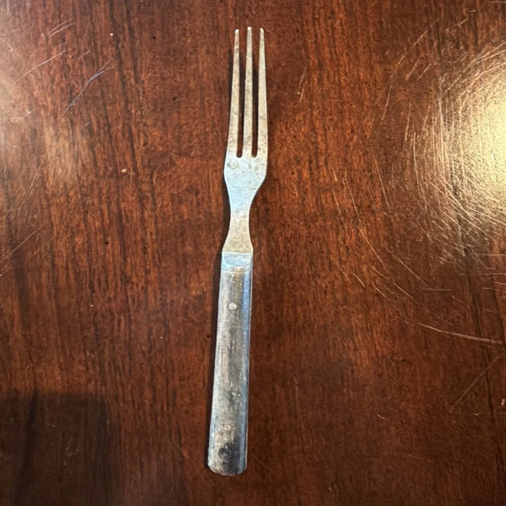Wood Handle Flatware Lot 8 Primitive Carbon Steel Knives Forks Victoria Era Antq